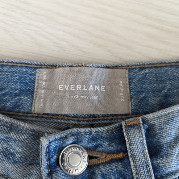 Everlane Cheeky mom jean 23" regular - Picture 7 of 8